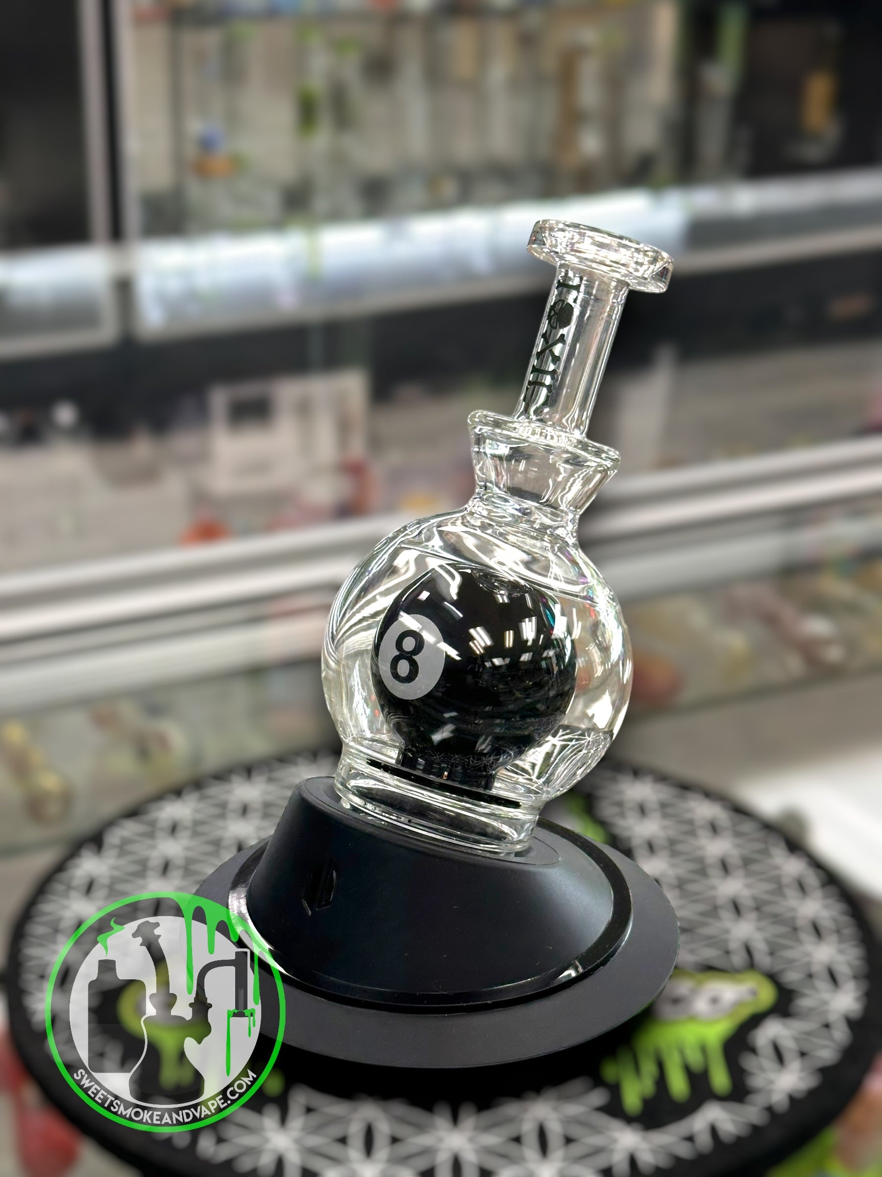 Toxic Glass - 8 Ball Puffco Attachment