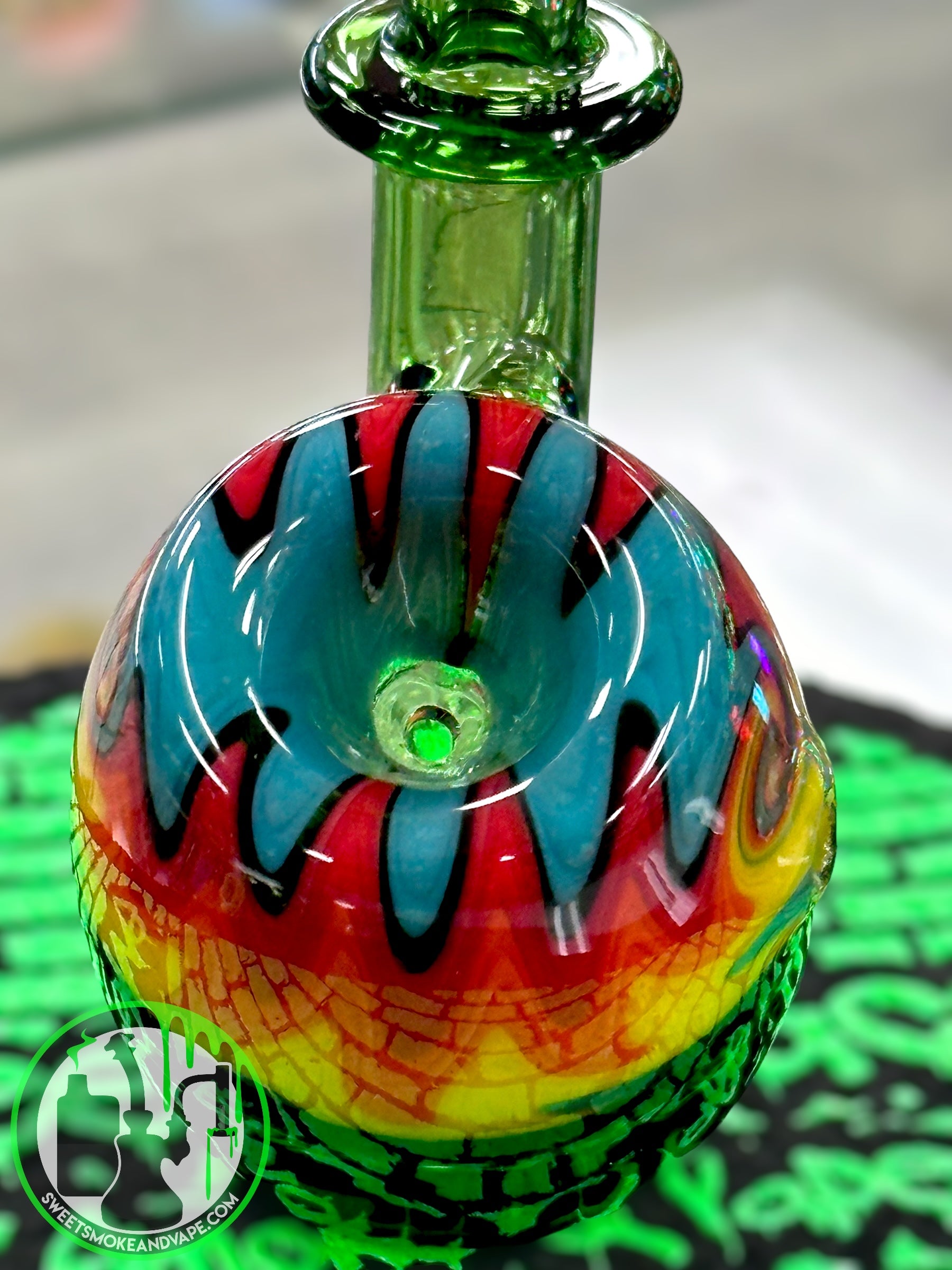 IC Glass - Cannabique Bubbler - Green Wig Wag